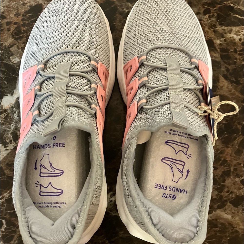 BRAND NEW STQ Women's Gray and Pink Hands-Free Sneakers SIZE 6